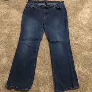 Lane Bryant mid-rise boot cut jeans size 22
